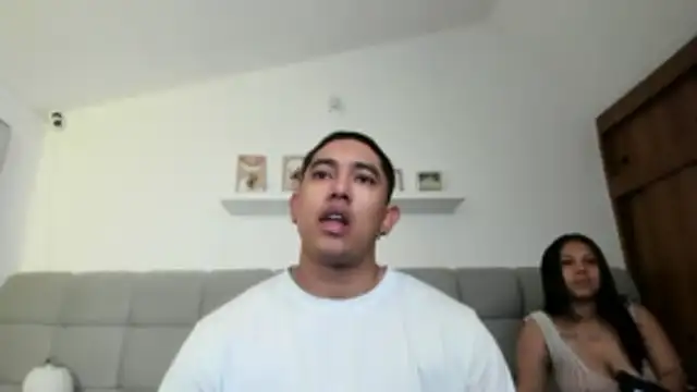 erotic_sins 网络视讯表演