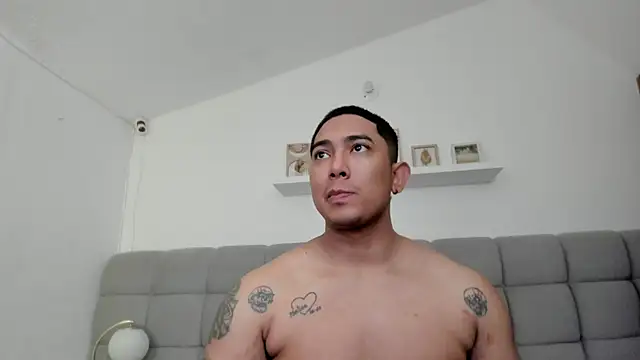 erotic_sins' Webcam Show