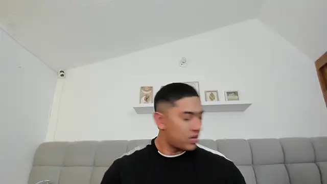 erotic_sins' Webcam Show