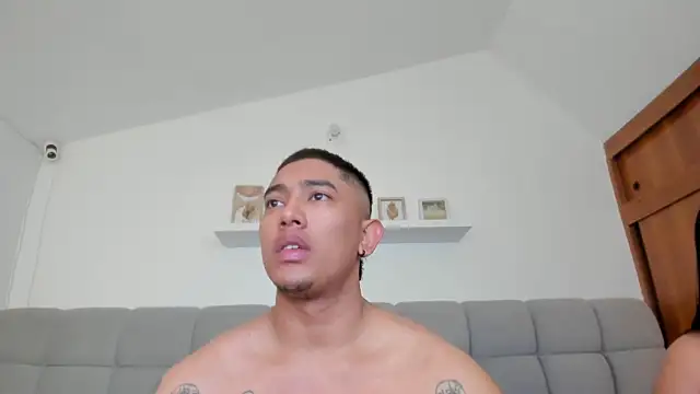 erotic_sins' Webcam Show