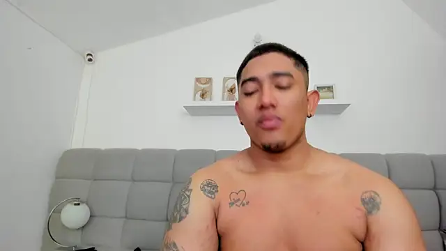 erotic_sins webkamerás műsora