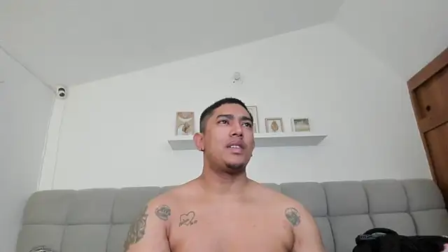 erotic_sins' Webcam Show