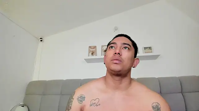 erotic_sins' Webcam Show