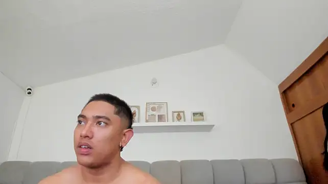 erotic_sins' Webcam Show