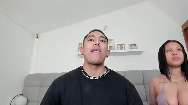 erotic_sins Show in webcam