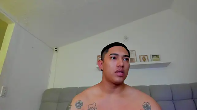 Show modela erotic_sins na web-kameri