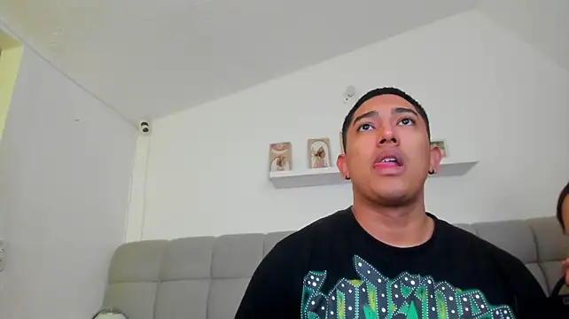 erotic_sins Show in webcam
