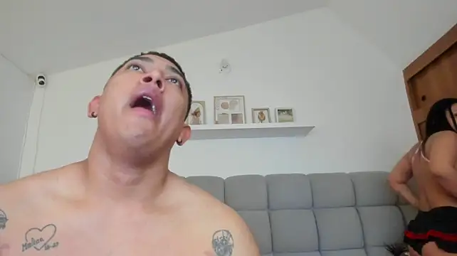 erotic_sins' Webcam Show