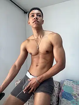 Show de RickyEbony na webcam