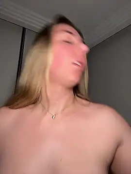 Aussielulu Show in webcam