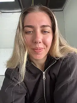 Chat soba uživo modela Aussielulu
