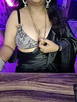 Bhabhiji1 Adlı Modelin Web Kamerası Şovu