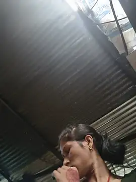 Sonam_pandeyji's Webcam Show
