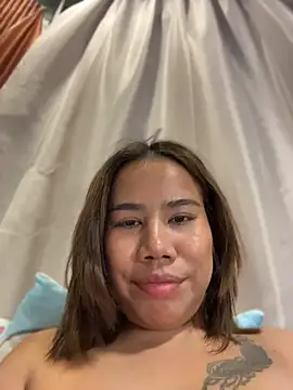 Kath_Cn Webbikameraesitys