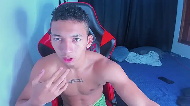 JuanchiT66 Pertunjukan Webcam