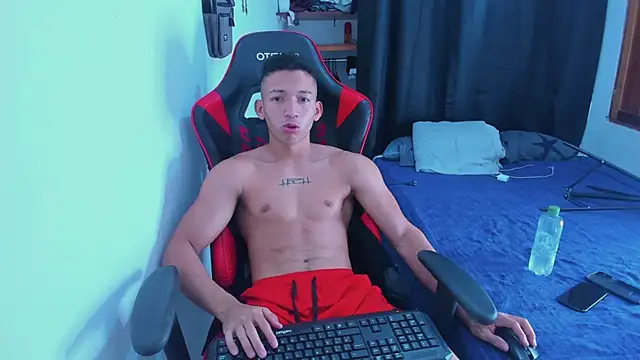 JuanchiT66 Pertunjukan Webcam