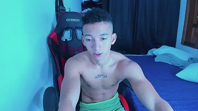 JuanchiT66 Show Webcam