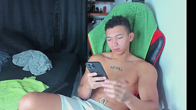 JuanchiT66 Pertunjukan Webcam