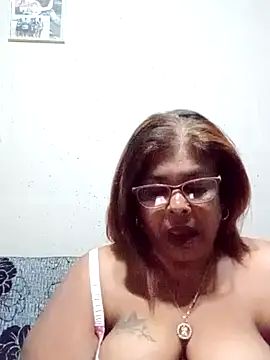 mileesha's Live XXX Chat