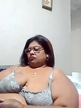 mileesha 现场XXX聊天