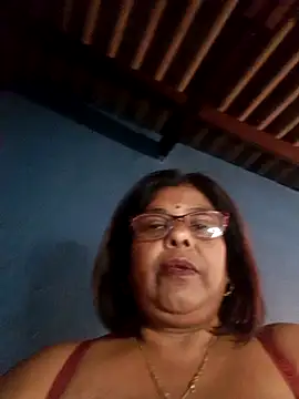 Živý XXX chat mileesha