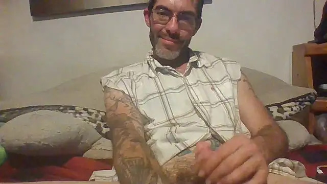 הופעת וובקאם של theboobietrap