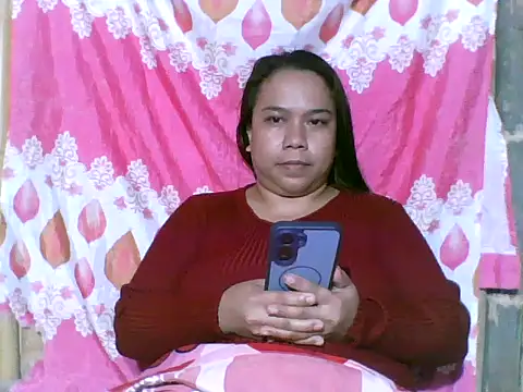 pinaychubbygirl Show in webcam