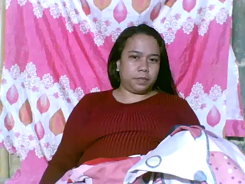 pinaychubbygirl Pertunjukan Webcam