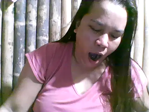 โชว์เว็บแคมของ pinaychubbygirl