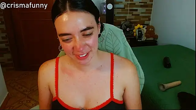 sajecrismaa's Live XXX Chat
