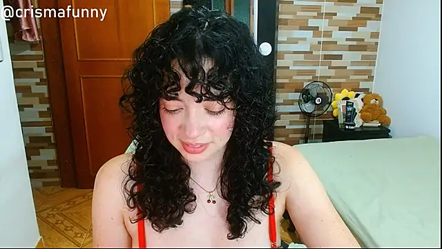 sajecrismaa's Live XXX Chat