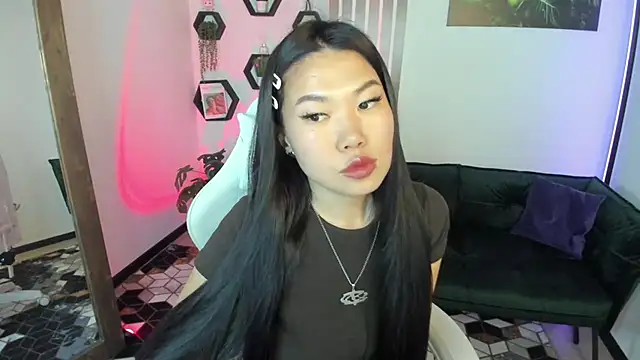LunaPurrr XXX чат на живо