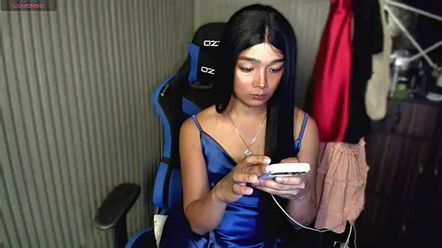 TrinityFucksYou's Webcam Show