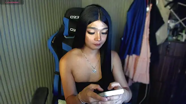 TrinityFucksYoun Webbikameraesitys