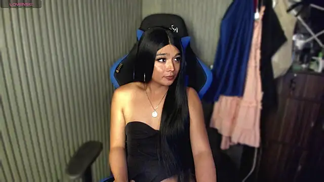 TrinityFucksYou's Webcam Show
