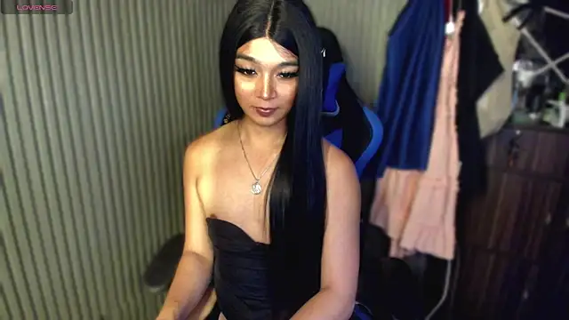 TrinityFucksYou – webcam-show