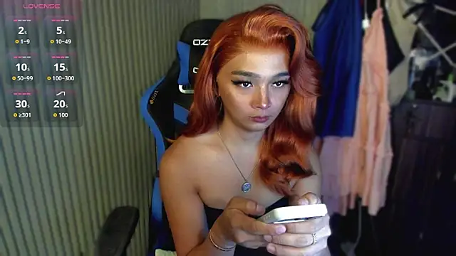 TrinityFucksYou Pertunjukan Webcam