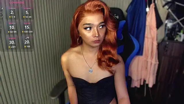 TrinityFucksYou Webcamshow