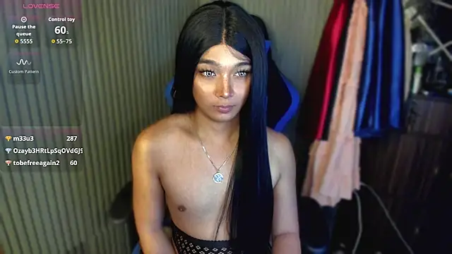 โชว์เว็บแคมของ TrinityFucksYou