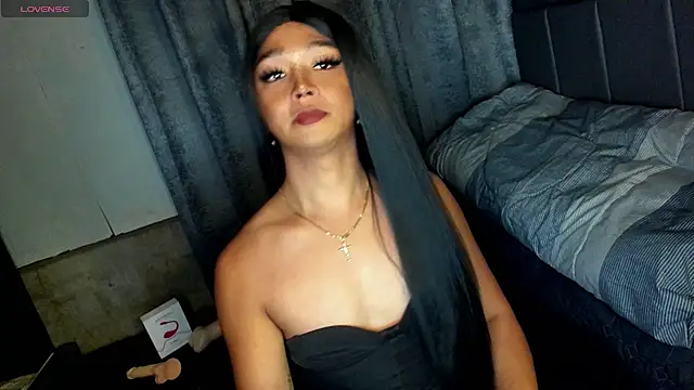 TrinityFucksYou Webcam-Show