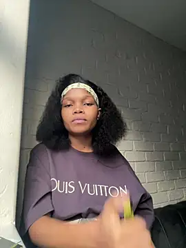 BaddestAss22 webcam show