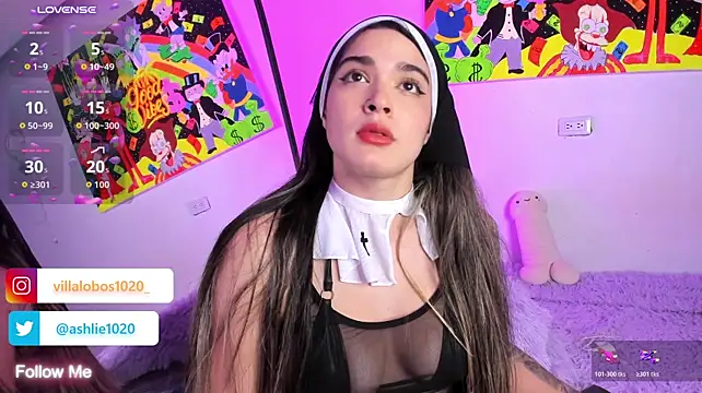 MiaVillalobos' Webcam Show