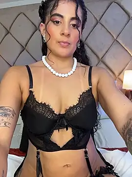 Chat XXX en directo de AngelinaDuvall