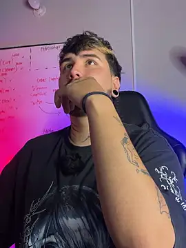 GothicTeddy webcam show