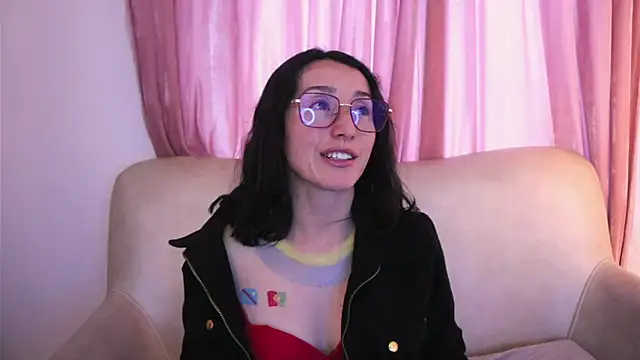 Ginevra_esposito's Live XXX Chat
