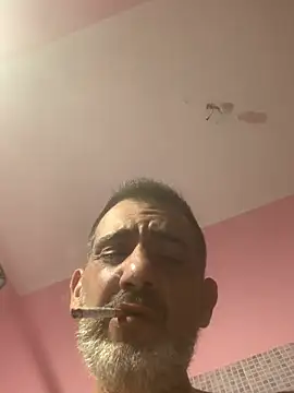 Skizzo6980: διαδικτυακό σόου στην κάμερα