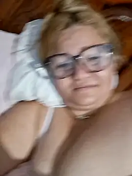 Carlotaazul élő XXX-chatje