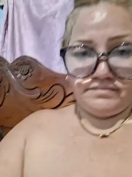 Živý XXX chat Carlotaazul