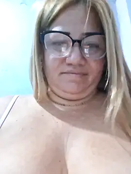 Chat +18 de Carlotaazul ao vivo
