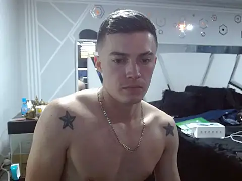 Ken_bigcock77 Show Webcam